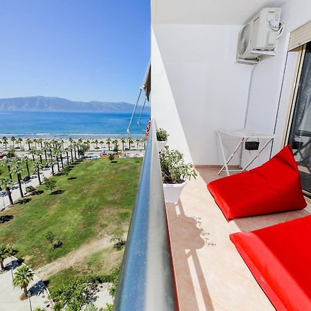 Sea Gem Apartment Vlorë Esterno foto