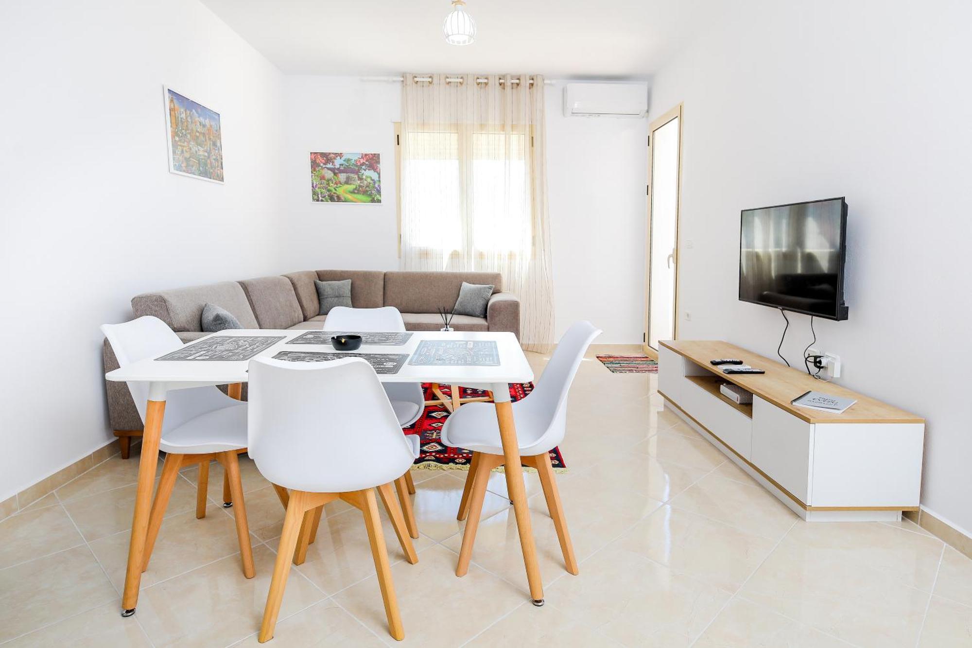 Sea Gem Apartment Vlorë Esterno foto